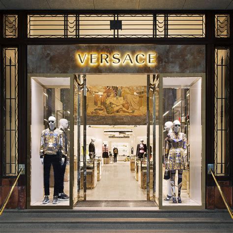 Versace Melbourne Collins .